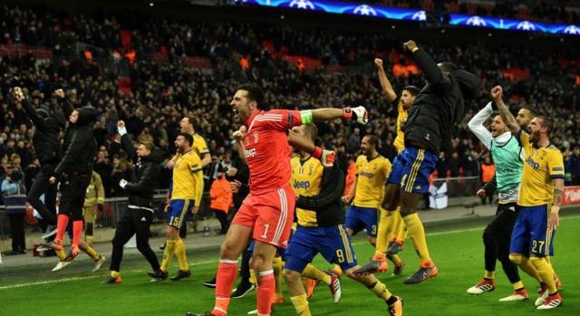  纽卡斯尔绝杀热刺挺进欧冠区  