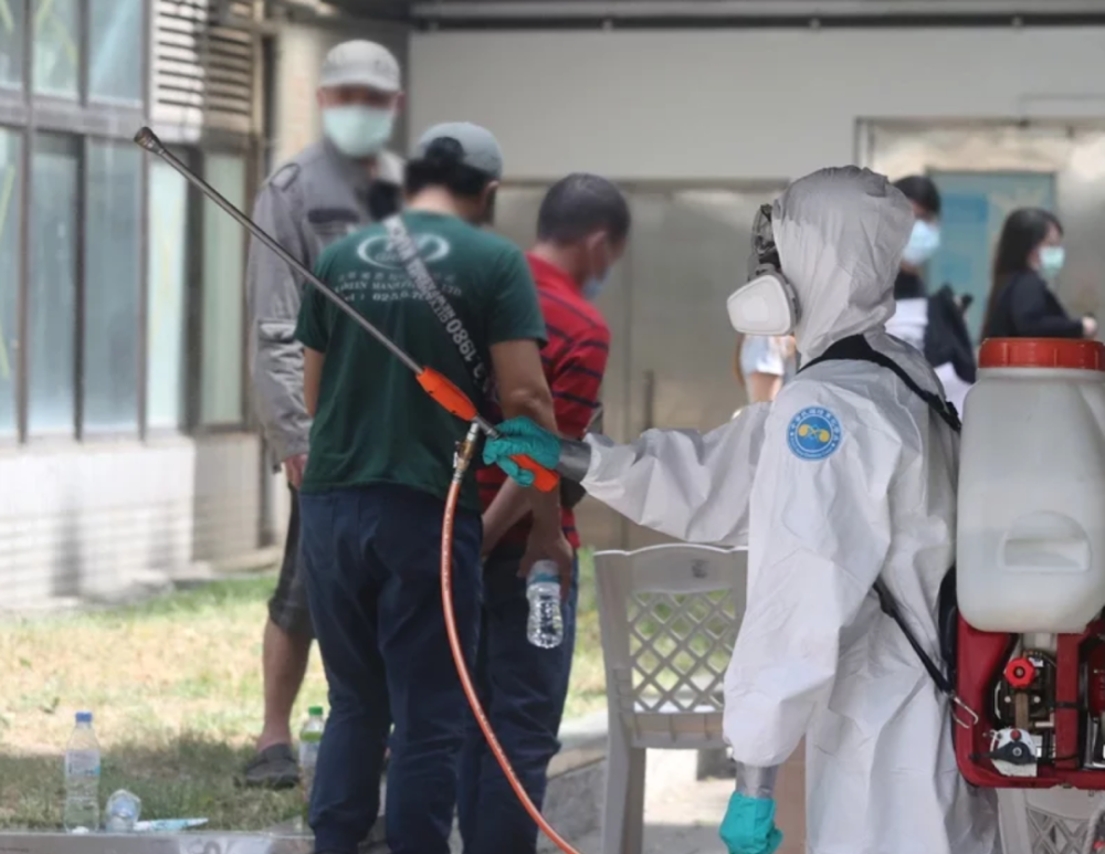  阿森纳争冠掉链子，连续两场痛失好局  